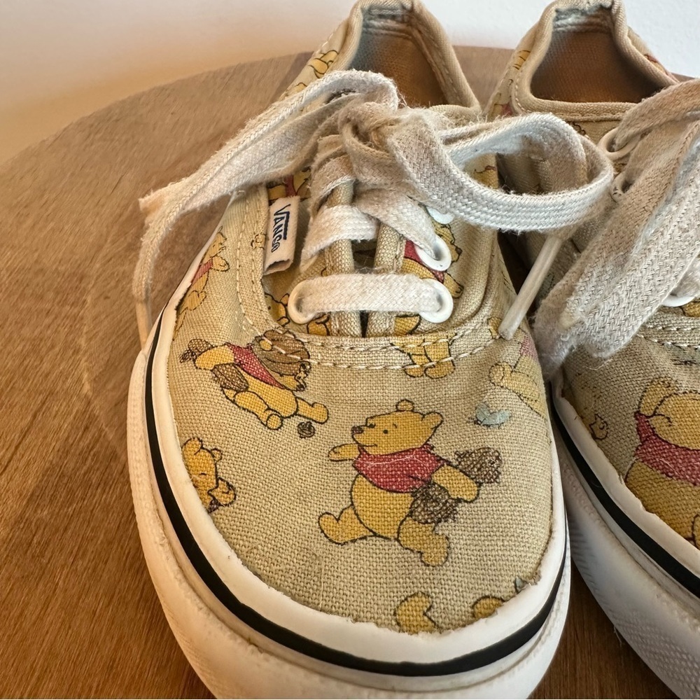 VANS Winnie the Pooh Kids Sneakers Size 13 Honey Pot Toddlers Runners Shoes - Picture 6 of 16